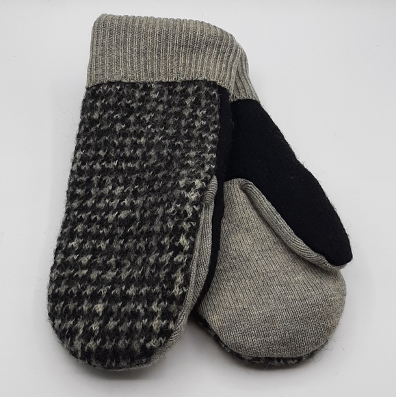 Handmade Women's Warm Wool Mittens Recycled Vintage Wool Sweater Mitts Lined - Picture 3 of 5